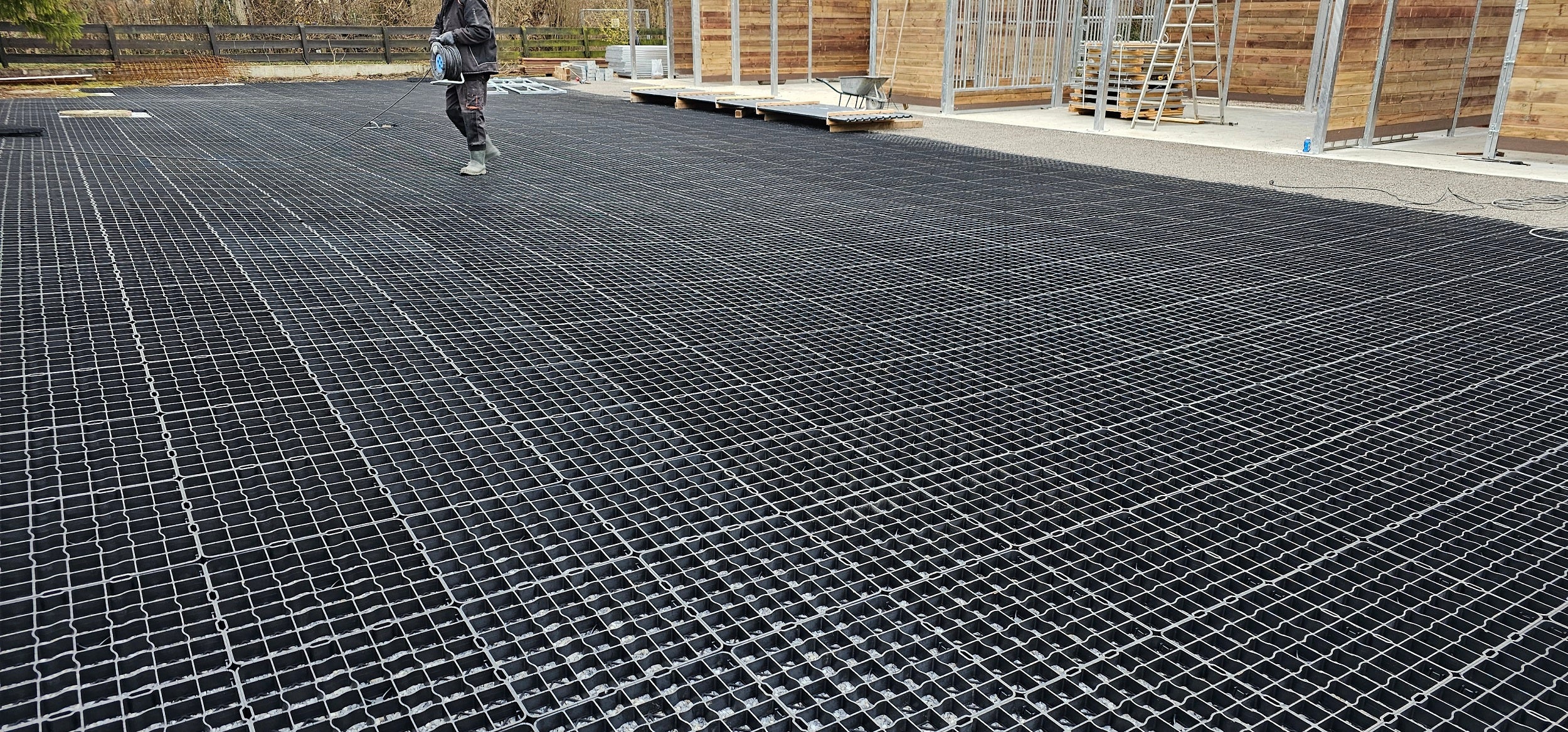 Reit-Paddockplatten 40 mm – stabile Paddockplatten für Pferde