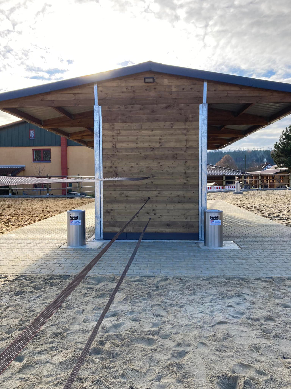 Futterraufe für Pferde BASIC – 6 Fressplätze | Heuraufe nach EU-Normen